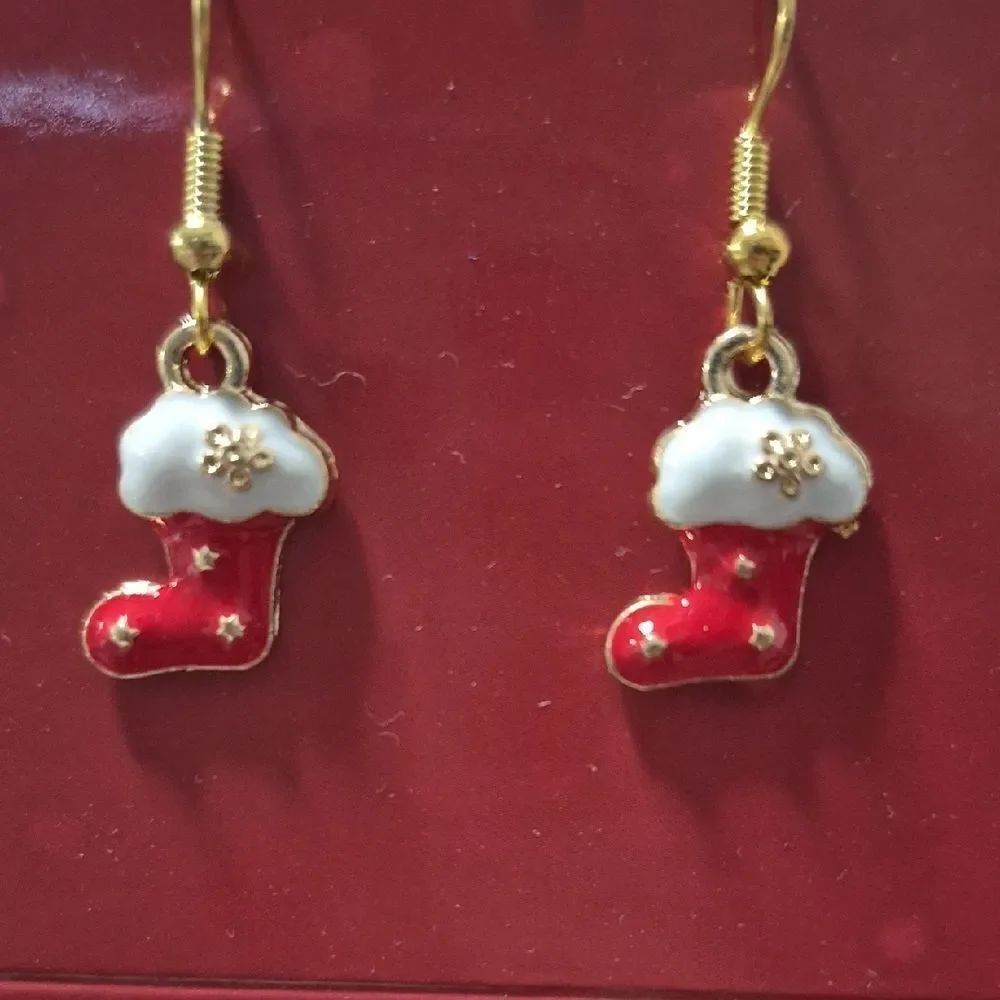 ♡ 3/$16 ♡ Christmas Stocking Dangle Earrings | Gold Tone Festive Holiday Jewel